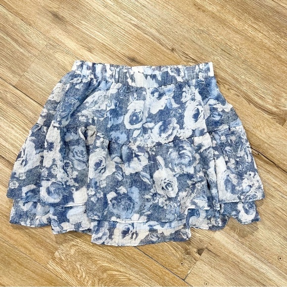 Gilli Floral Ruffle Mini Skirt - Picture 2 of 3